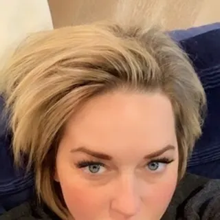 Profile photo of Big Tits Hotwife (MN)