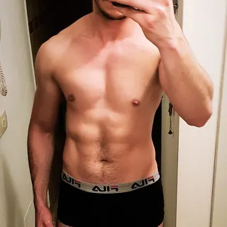 Profile photo of johnnyrae