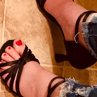 Profile photo of Sw33tL1keCandy1