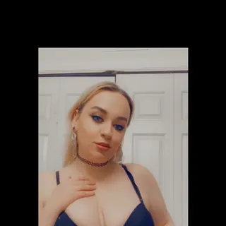 Profile photo of Rose Feather VIP