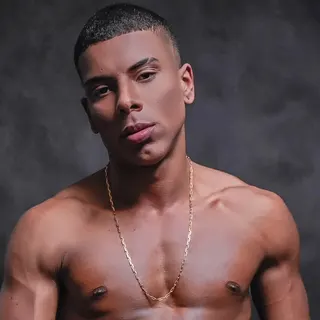 Profile photo of @mrdavidsantos