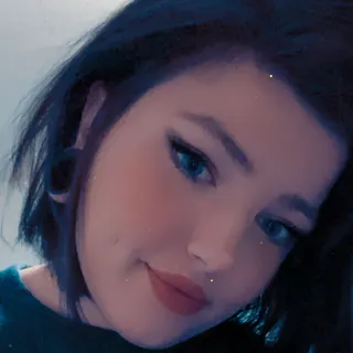 Profile photo of Ariel Delong