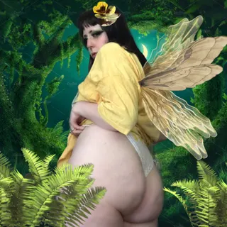 Profile photo of Lily Pad 🍀