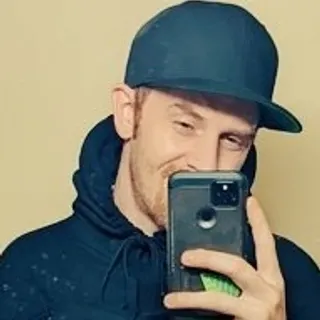 Profile photo of LowXi