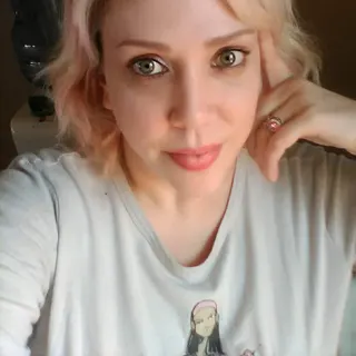 Profile photo of Verity Simone