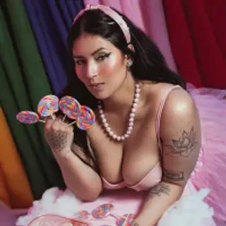 Profile photo of sasha_larsen
