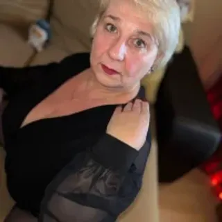 Profile photo of milane_milky