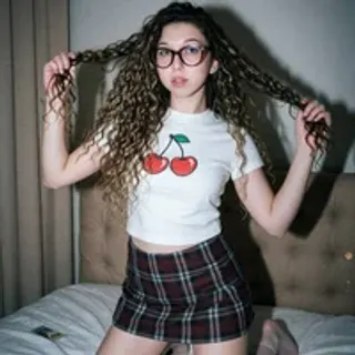 Profile photo of ellina_star