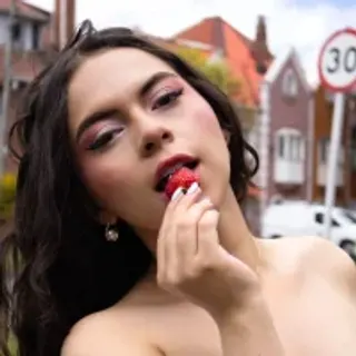 Profile photo of annie_bonnie_