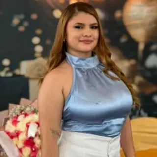 Profile photo of chloejones__