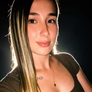 Profile photo of lipzzy_sun20