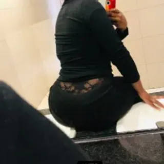 Profile photo of candyy10