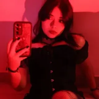 Profile photo of dark__ivy