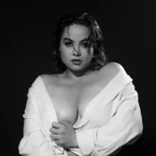 Profile photo of aurora_luxx