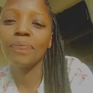 Profile photo of zuzu_angel