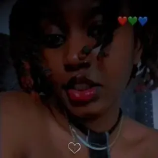 Profile photo of naughty_creamy