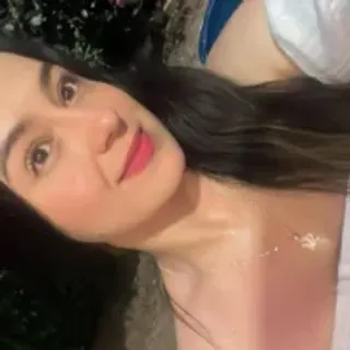 Profile photo of angela_nix