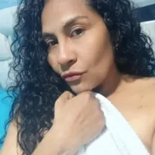 Profile photo of yessyfoxx