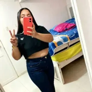 Profile photo of angelly_ricura