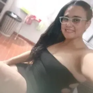 Profile photo of scarlett_velvet_1