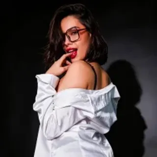 Profile photo of sofy_bradd