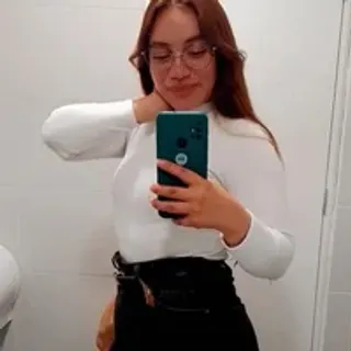 Profile photo of camila_luux