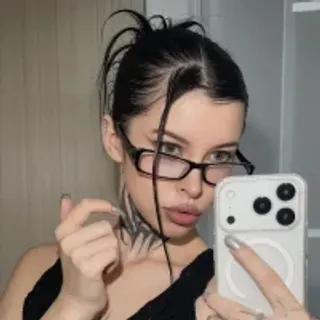 Profile photo of ivyaurburn