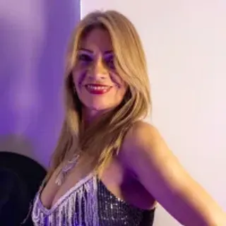 Profile photo of samantha_mature_