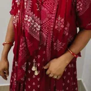 Profile photo of pari51