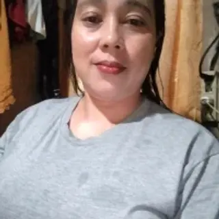 Profile photo of may_bombs