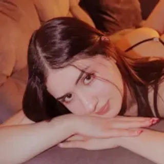 Profile photo of milii_rose
