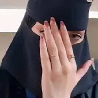 Profile photo of nadya-74