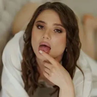 Profile photo of aphrodite_portman