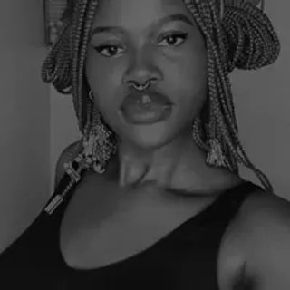 Profile photo of online_bestie