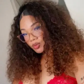 Profile photo of ashley_tompson1