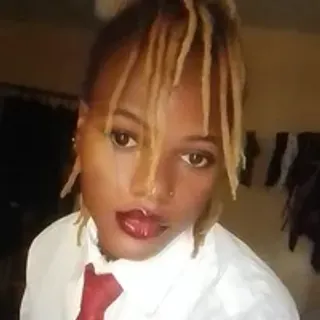 Profile photo of blessings_lumi