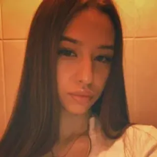 Profile photo of bellastarr_