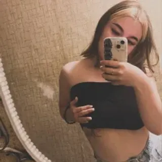Profile photo of lyalyalii