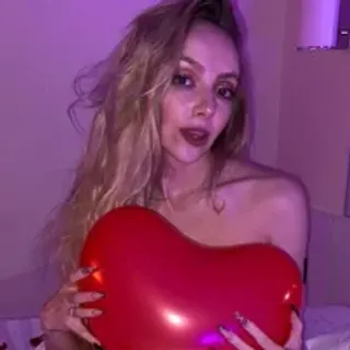 Profile photo of _emily_sweety_