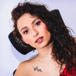 Profile photo of annamary_