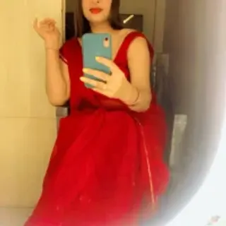 Profile photo of kangana-strip
