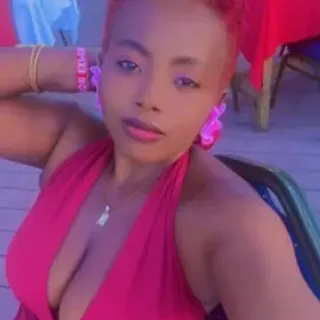 Profile photo of queen_dolly23