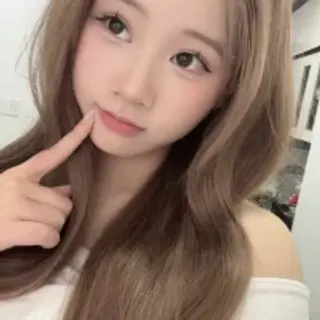 Profile photo of -zizi888-