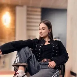 Profile photo of loycestandlee