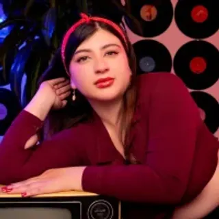 Profile photo of cloelarson