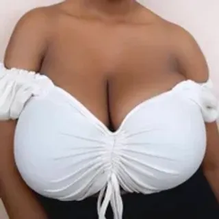 Profile photo of boobiesgallore