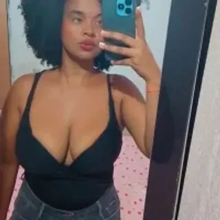 Profile photo of karolbbhot
