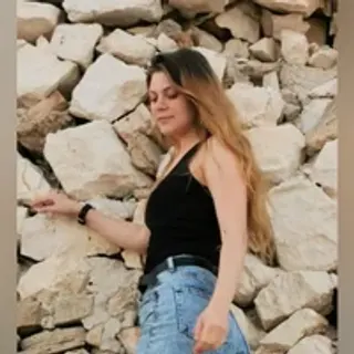 Profile photo of adelyxveex