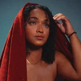 Profile photo of tina_curly