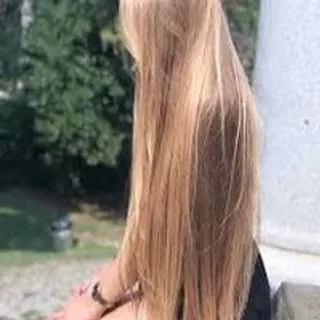 Profile photo of lola77__